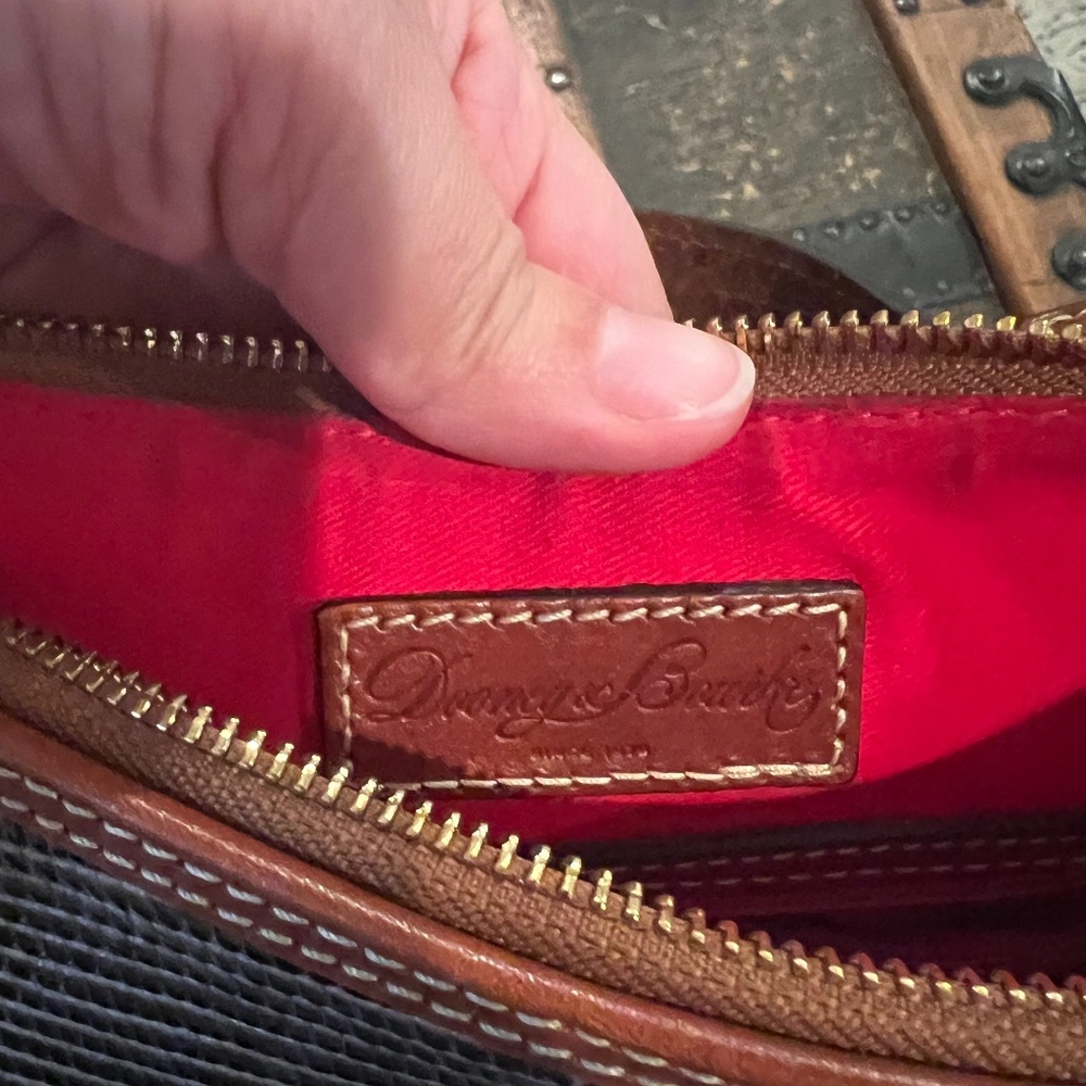 Beautiful Dooney purse